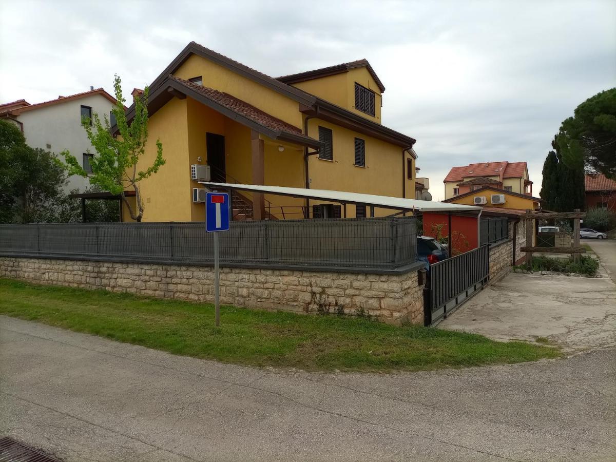 Apartments Ingrid Novigrad Istria Buitenkant foto